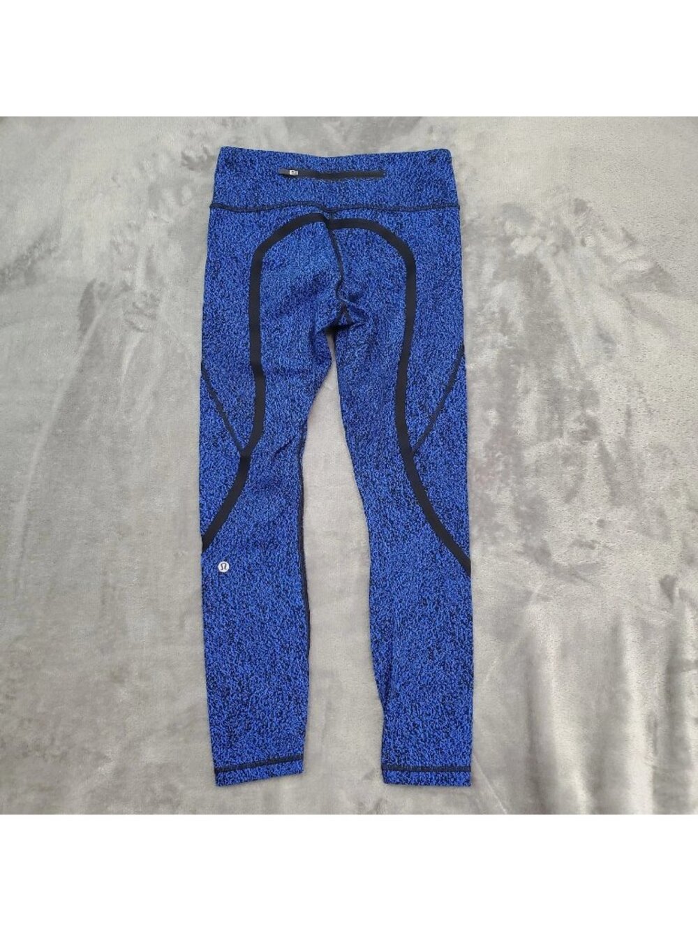 Lululemon On Track Tight Circuit Size 4 Leggings Cerulean Blue Black Gym Running